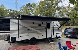 2025 Jayco Jay Flight 197MB | Family Ready!