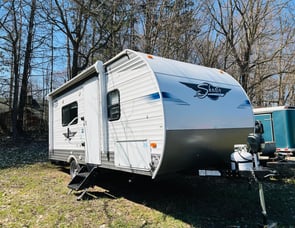 Shasta RVs Shasta 18FQ