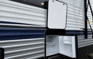 (NEW) Luxury Camper, with Delivery and set up!!!