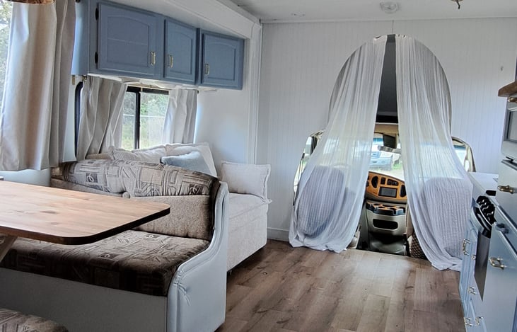 Dinet converts into a sleeping bed. It is comfortable, but only long enough for a child to stretch.