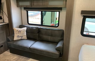 Cozy Getaway - 2021 Dutchmen RV Kodiak Cub 185MB