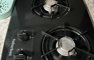 2018 Jay Flight - Queen bed 10” Serta Memory Foam