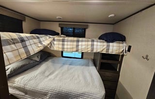 Stella's "love of the wild" Grand design Xplor