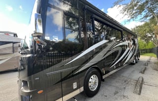 2019 Newmar Dutch Star 4310