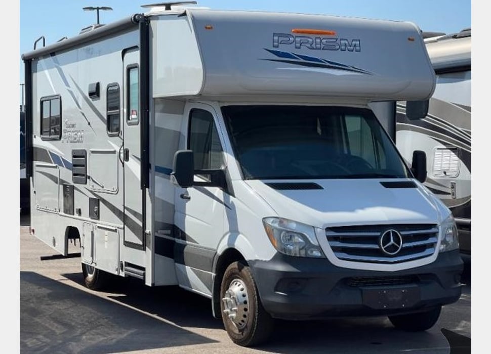 Class C Motor Home rentals in Bend