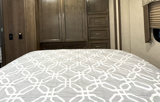 Luxury 2020 32' Coachman Freelander Bunk House