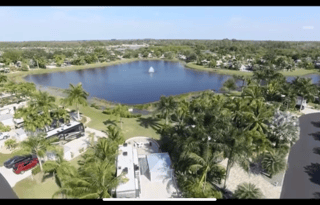 Luxury StationaryRV Retreat-Site included