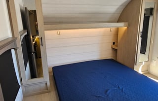 2023 Pet Friendly Shockwave Toy Hauler