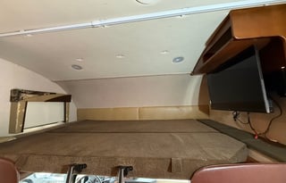 Luxury 2015 Jayco RV - Sleep 6 - Family Road Trip!