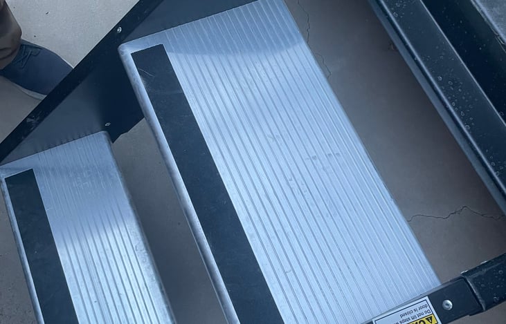 Safely Steps, easy to handle and put away