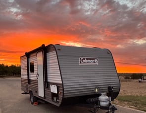 Dutchmen RV Coleman Lantern Series 17b