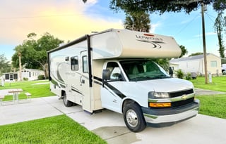 Luna the Leprechaun -2021 Coachmen RV Leprechaun