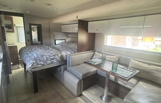 Easy driving 2021 Winnebago View 24D