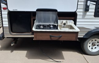Free spirit fun weekend getaway travel trailer