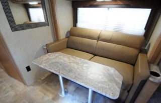 2015 Thor Motor Coach Axis 24.1