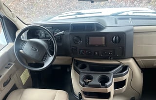 2015 Winnebago Minnie Winnie 22R