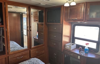 Recently Remodeled 2005 Fleetwood Pace Arrow