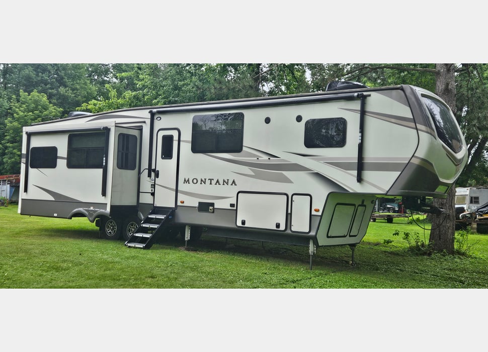 Fifth Wheel rentals in Manitowish Waters