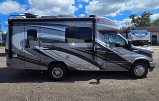 2021 Phoenix Cruiser 2100