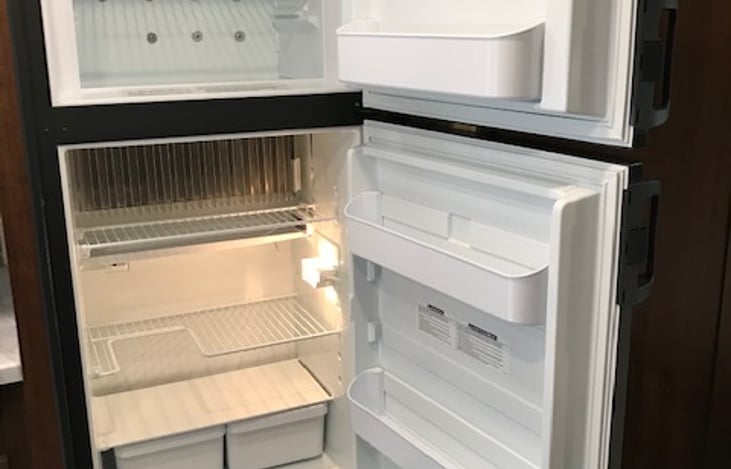 Plenty of room in the fridge/freezer