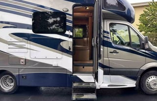 2016 Mercedes Thor Citation (Everythings Included)