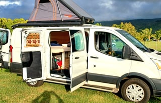 2016 Upgraded Conv Camper Van Ford +NEWCamper Top