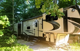 The Gypsea - 2019 Keystone Montana HC 375FL