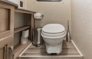 Jackie-2020 Jayco Redhawk SE 27N