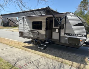 Coachmen RV Catalina Summit Series 8 211BH