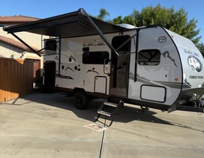 Forest River RV Cherokee Wolf Pup Black Label 17JWBL