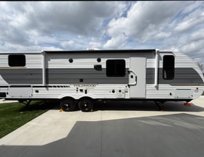 Forest River RV Wildwood X-Lite 273QBXLX