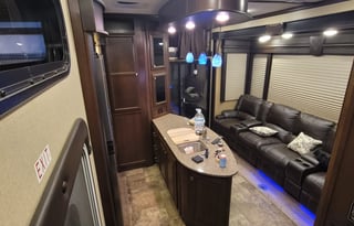 2015 Dutchmen RV Voltage V3990 Loaded!