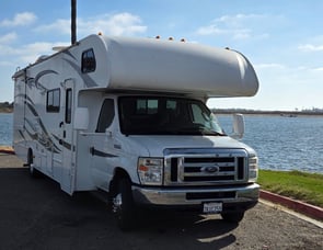 Thor Motor Coach Freedom Elite 31L