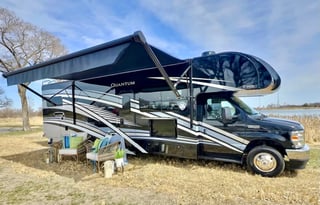 2023 Quantum LF31 Bunkhouse, Dual AC's+Solar (AZ)