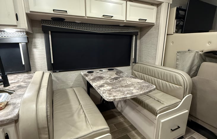 Dinette table fits 4 comfortably