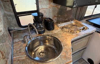 2019 Thor Motor Coach 28A Majestic