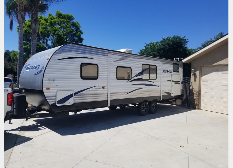 Travel Trailer rentals in Los Angeles