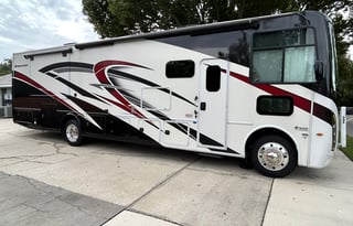 Just Living Our Adventure 2023 Thor Windsport 35M