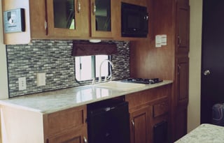 Meet Judy, retro themed camper w/ bunks to sleep 5