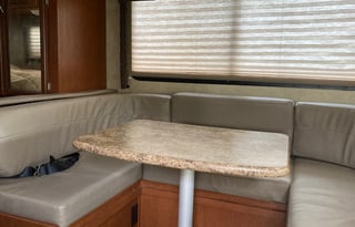 2013 Thor Motor Coach Four Winds 22E