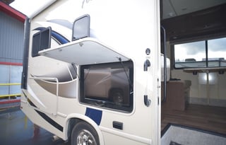 NEW FOR RENT 2018 THOR MAJESTIC