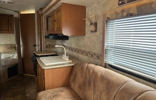 2011 Gulf Stream Stream Lite Sport- FULLY STOCKED