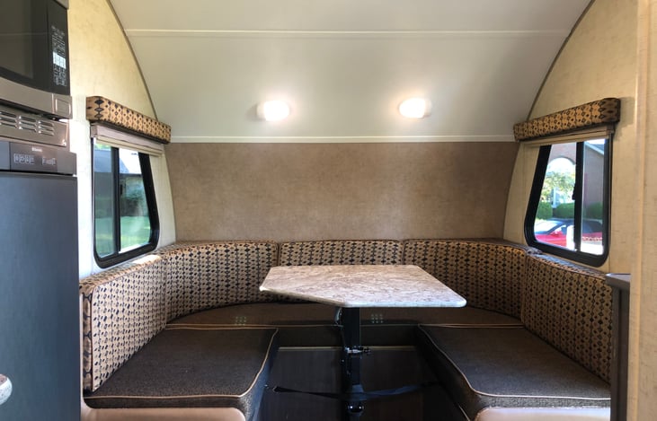 Dinette that converts into queen sized bed