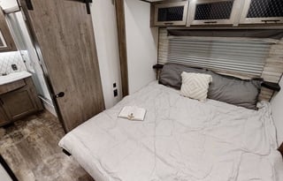 2022 Forest River Sabre 5th Wheel #13
