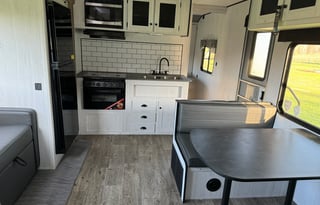 2023 Heartland Trail Runner 261BHS