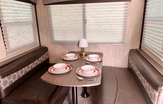 Cozy Cruiser Cabin