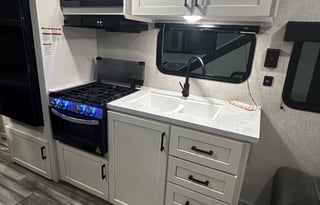 Family Jayco RV sleeps 10