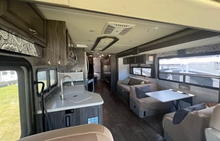 2018 Fleetwood Bounder 36D
