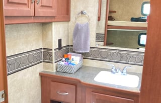 2015 Winnebago 30F Airport Delivery! "TURN KEY!!!"