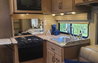 2019 Thor Motor Coach Four Winds 30D (EAA Rental)